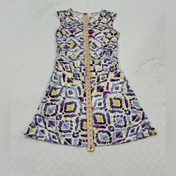 Title Nine Dream Athletic Dress White
Purple Watercolor Geometric Print Size S - Picture 7 of 9